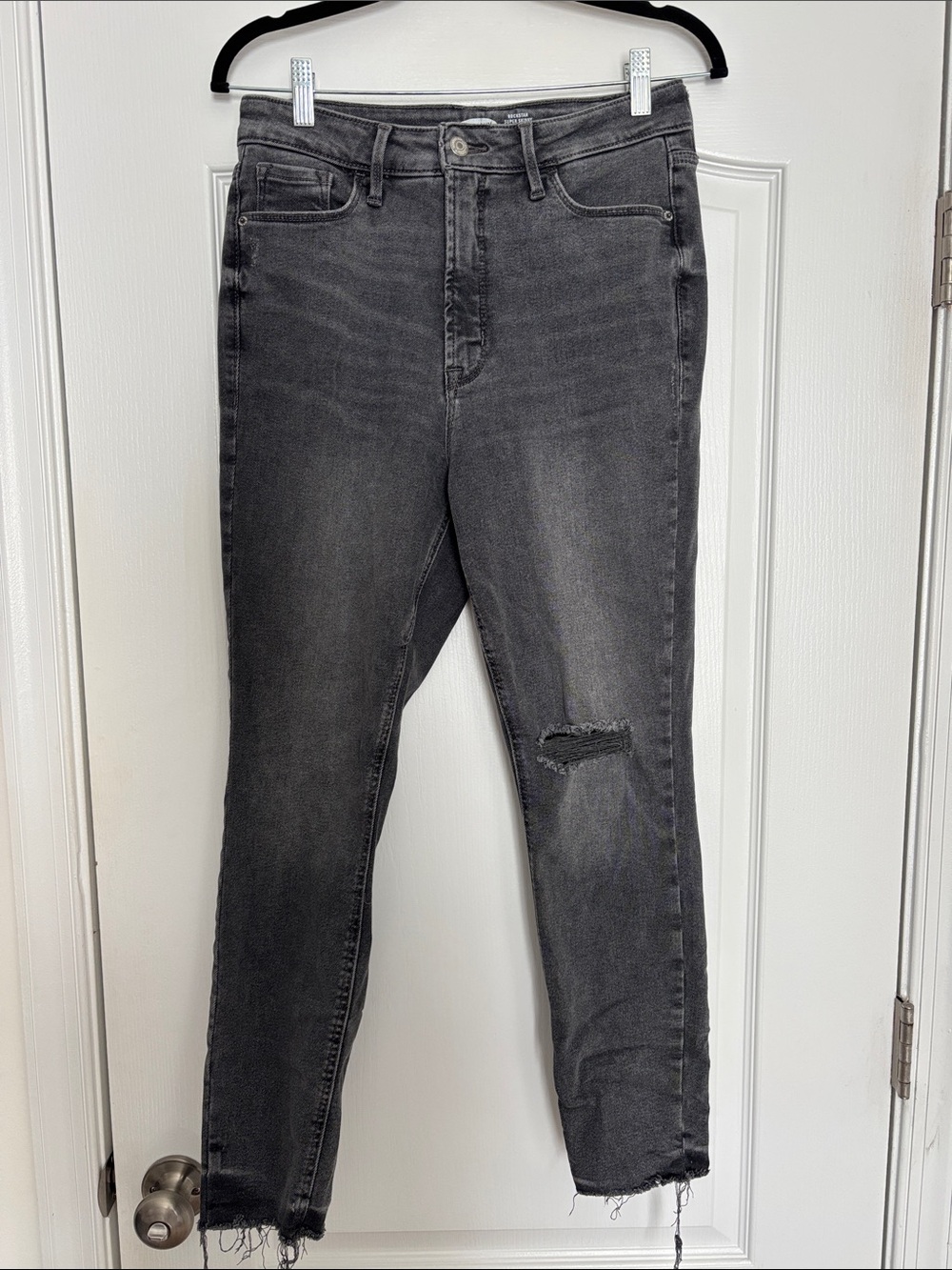 Old Navy Black/Gray Distressed Extra High-Rise Ankle Jeans